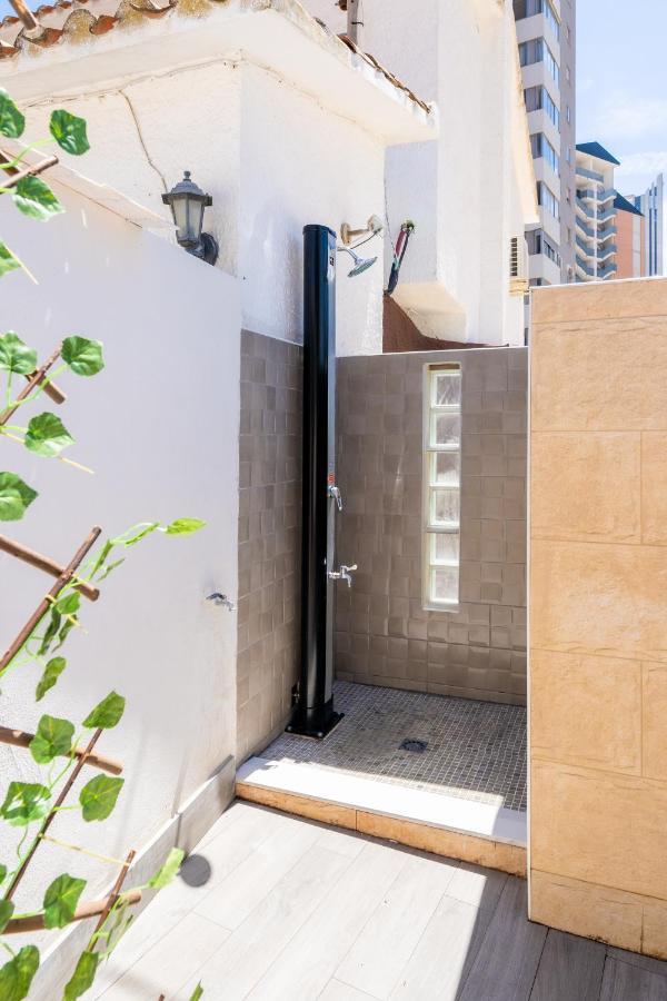 Apartamento Alma Con Terreno Privado Y Parking Compartido - A 800M De Playa Poniente Бенидорм Екстериор снимка