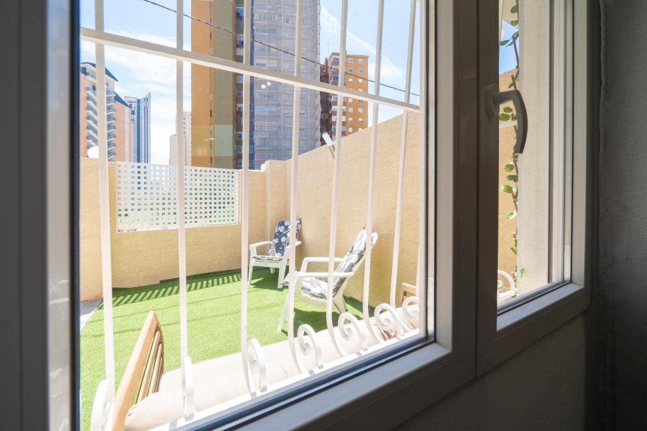 Apartamento Alma Con Terreno Privado Y Parking Compartido - A 800M De Playa Poniente Бенидорм Екстериор снимка